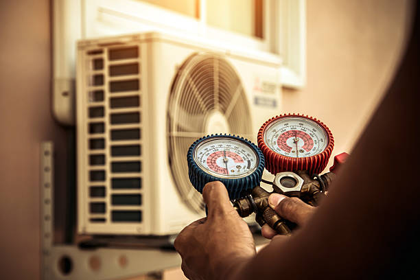 Professional Hvac Maintenance technician working in Covington, IN